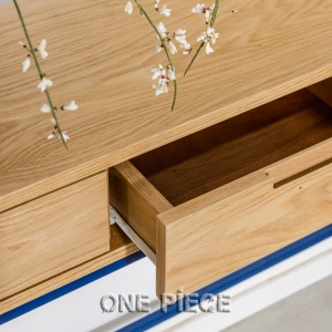 קונסולה מעוצבת עם רגליי ברזל צבעוניות - one piece multicolor